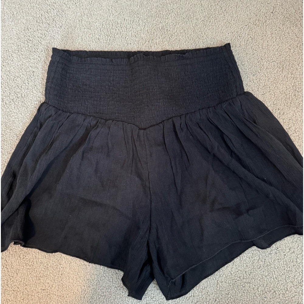 Aerie Black Flowy Shorts | NWT | size : S | no stain or flaw